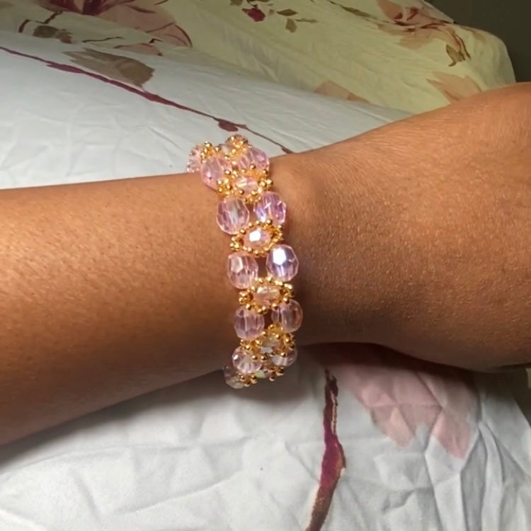 072 : Crystal Pink